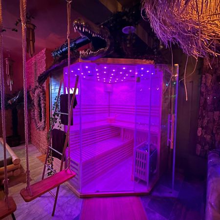 Jungle Spa Bed & Breakfast Dunkirk Dış mekan fotoğraf
